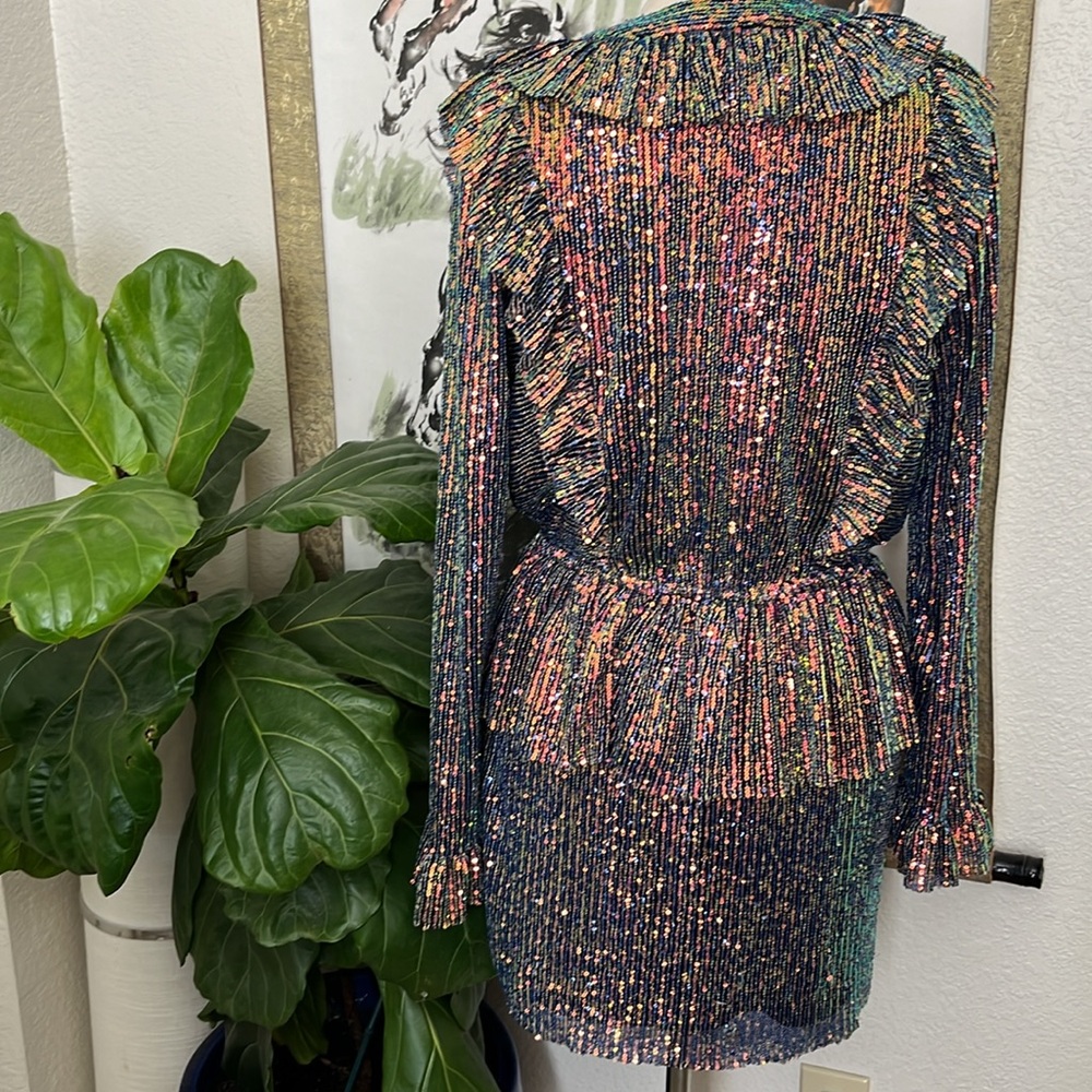 This is perfect holiday dress - Endless Rose Dress Size Small - Picture 5 of 10